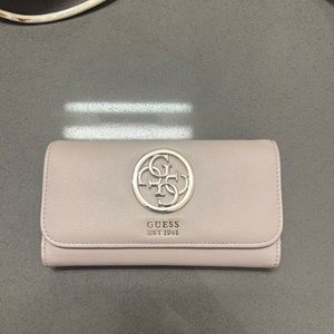 Women’s Guess Los Angeles Cream Trifold Wallet Accessory